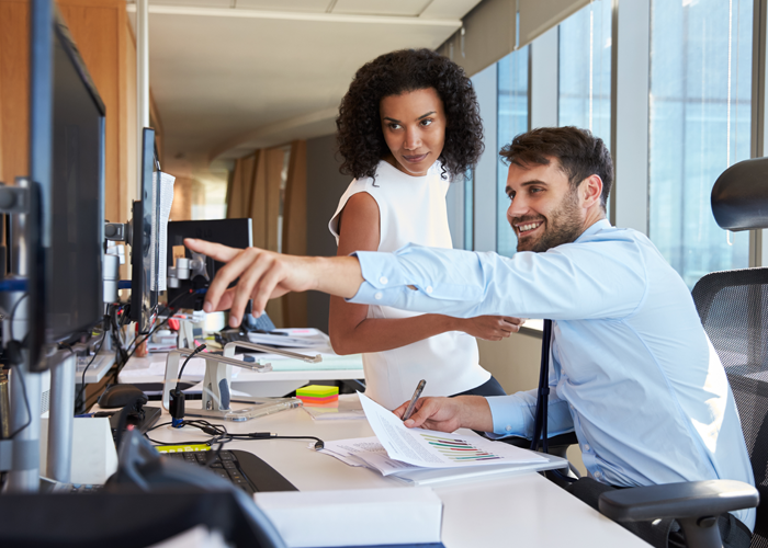 Employee Pointing desktop